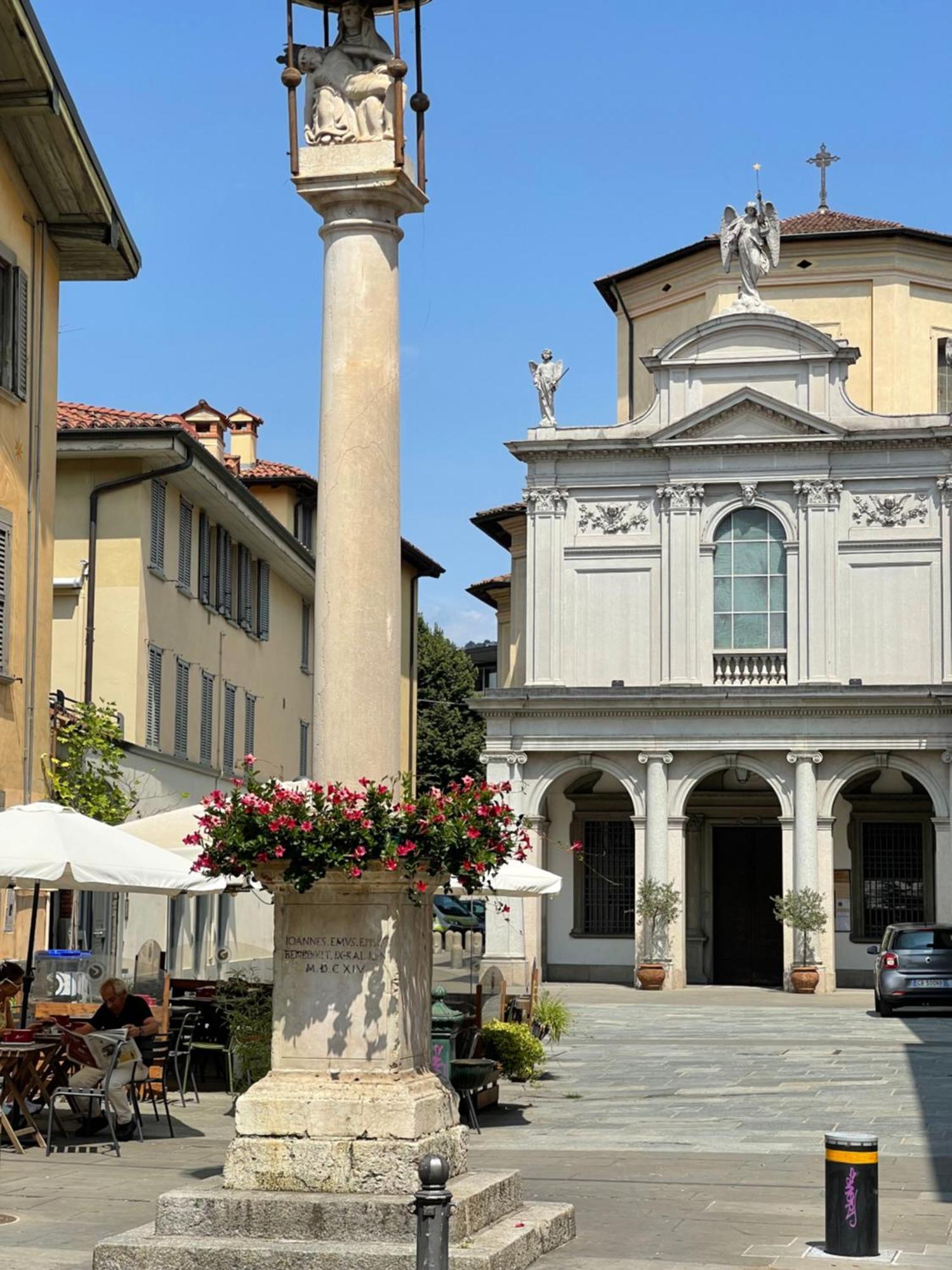 La Casina Di Alessia Lägenhet Bergamo Exteriör bild